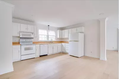 2437 Tilghman Circle, Chapel Hill, NC 27514 - Photo 6