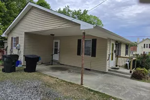 424 Tillman St, Burlington, NC 27217 - Photo 2