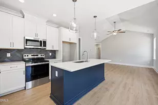 1259 Dover St, Roxboro, NC 27573 - Photo 6