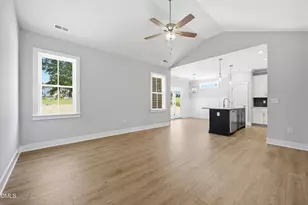 1259 Dover St, Roxboro, NC 27573 - Photo 4
