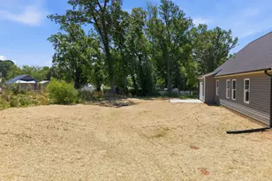 1252 Dover St, Roxboro, NC 27573 - Photo 32