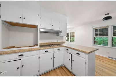 1019 Garden Court, Burlington, NC 27215 - Photo 12