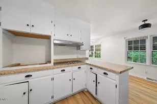 1019 Garden Ct, Burlington, NC 27215 - Photo 12