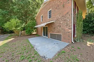 1019 Garden Ct, Burlington, NC 27215 - Photo 30