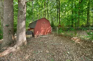 1019 Garden Ct, Burlington, NC 27215 - Photo 30