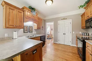 19 Portsmouth Island Dr, Garner, NC 27529 - Photo 10