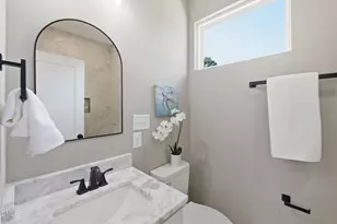 1013B Carroll St, Durham, NC 27707 - Photo 38