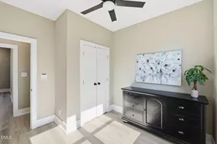 1013B Carroll St, Durham, NC 27707 - Photo 30