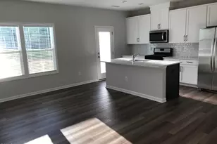 828 Oak Center Dr, Raleigh, NC 27610 - Photo 10