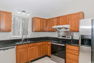 507 Trappers Run Dr, Cary, NC 27513 - Photo 10