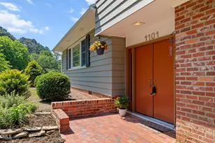 1101 Gunnison Pl, Raleigh, NC 27609 - Photo 6