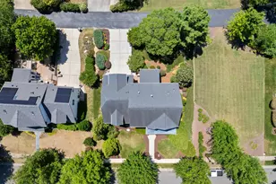 606 Stafford Brook Ln, Cary, NC 27519 - Photo 4