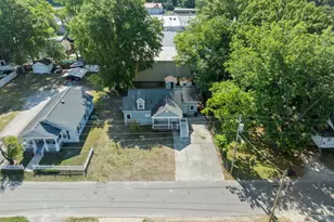 411 S 6th St, Smithfield, NC 27577 - Photo 22