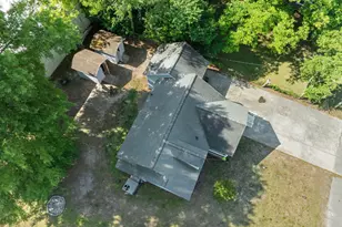 411 S 6th St, Smithfield, NC 27577 - Photo 30