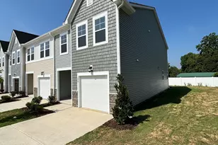 204 Blossom Fld Wy, Angier, NC 27501 - Photo 2