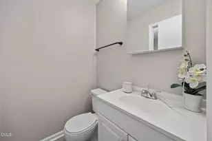 831 Dalewood Dr, Raleigh, NC 27610 - Photo 16