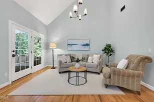 2536 Maxton Crest Dr, Apex, NC 27539 - Photo 8