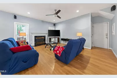 9005 Miranda Drive, Raleigh, NC 27617 - Photo 18