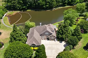 139 Lake Point Dr, Clayton, NC 27527 - Photo 2