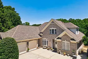 139 Lake Point Dr, Clayton, NC 27527 - Photo 4