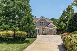 139 Lake Point Dr, Clayton, NC 27527 - Photo 4