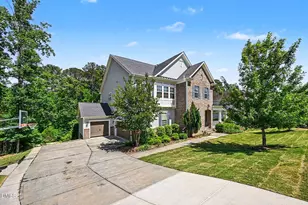 724 Peninsula Forest Pl, Cary, NC 27519 - Photo 2