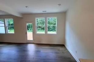 605 Crescent Wood Trl, Zebulon, NC 27597 - Photo 8