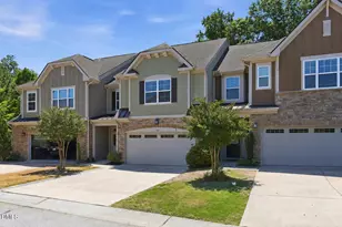 419 Methven Grove Dr, Cary, NC 27519 - Photo 2