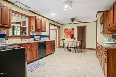 586 Northwoods Country, Tarboro, NC 27886 - Photo 10