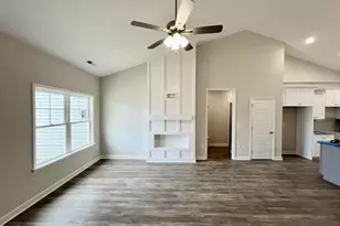 308 Creeks Edge Dr, Pikeville, NC 27863 - Photo 4