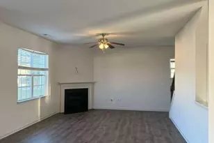 110 Prairie St, Clayton, NC 27527 - Photo 8