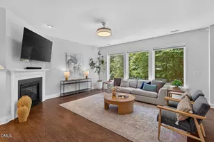 103 Medfield Ct, Chapel Hill, NC 27517 - Photo 2