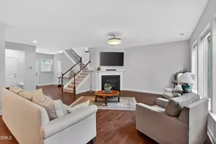 103 Medfield Ct, Chapel Hill, NC 27517 - Photo 4
