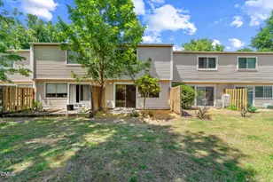 220 Elizabeth St, Chapel Hill, NC 27514 - Photo 1