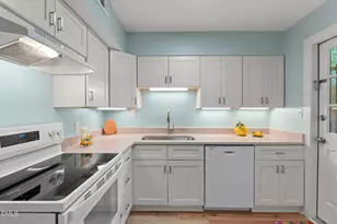 220 Elizabeth St, Chapel Hill, NC 27514 - Photo 6