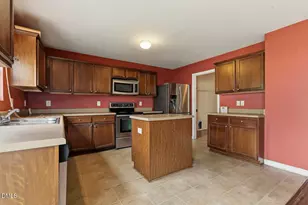 3723 Charleston Park Dr, Raleigh, NC 27604 - Photo 14