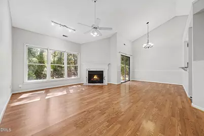 12104 Queensbridge Court, Raleigh, NC 27613 - Photo 8