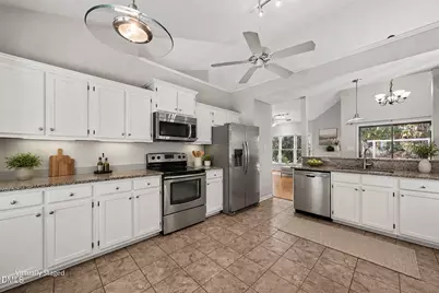 12104 Queensbridge Court, Raleigh, NC 27613 - Photo 6