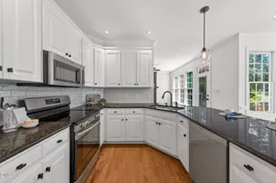 102 Tenbury Wells Dr, Cary, NC 27518 - Photo 10