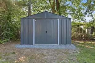 408 E Canary St, Dunn, NC 28334 - Photo 24