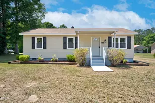 9932 Straight Gate Rd, Whitakers, NC 27891 - Photo 2