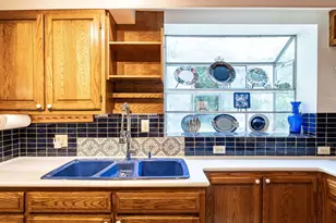 2501 Kenmore Dr, Raleigh, NC 27608 - Photo 26