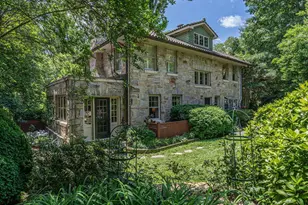 2501 Kenmore Dr, Raleigh, NC 27608 - Photo 44
