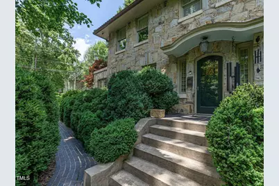 2501 Kenmore Drive, Raleigh, NC 27608 - Photo 2