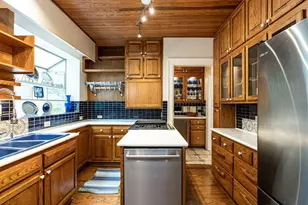 2501 Kenmore Dr, Raleigh, NC 27608 - Photo 22