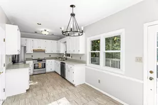 9705 Gallop Ln, Bahama, NC 27503 - Photo 6