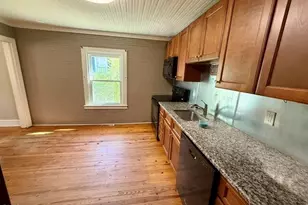 302 Broad St, Roxboro, NC 27573 - Photo 8
