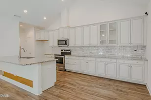 194 Dunvegan Ln, Burlington, NC 27215 - Photo 12