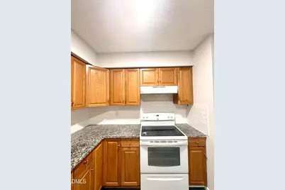 546 Pine Ridge Place, Raleigh, NC 27609 - Photo 8