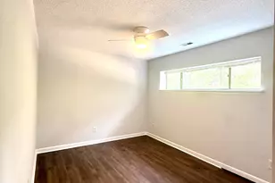 546 Pine Ridge Pl, Raleigh, NC 27609 - Photo 10